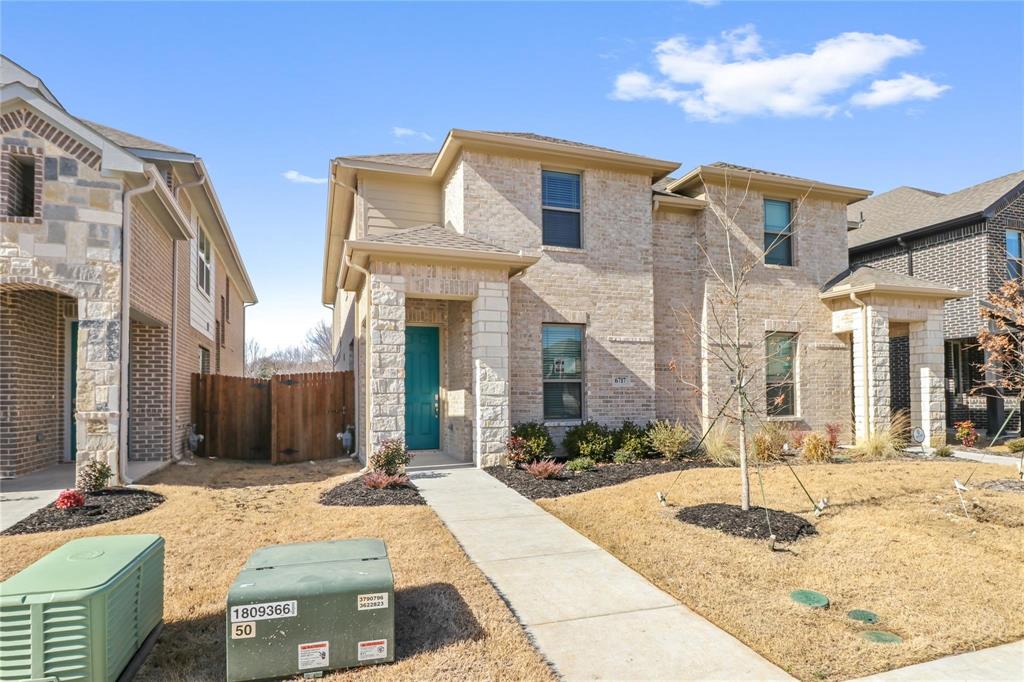 6717 Glimfeather Drive Property Photo 1