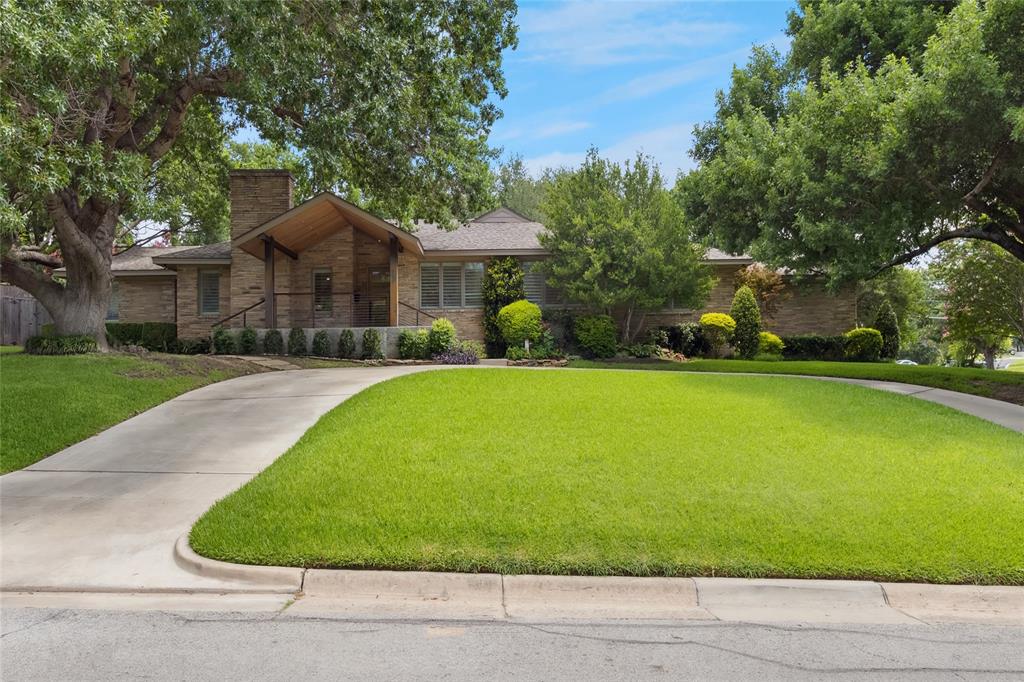 3600 Encanto Drive Property Photo 1