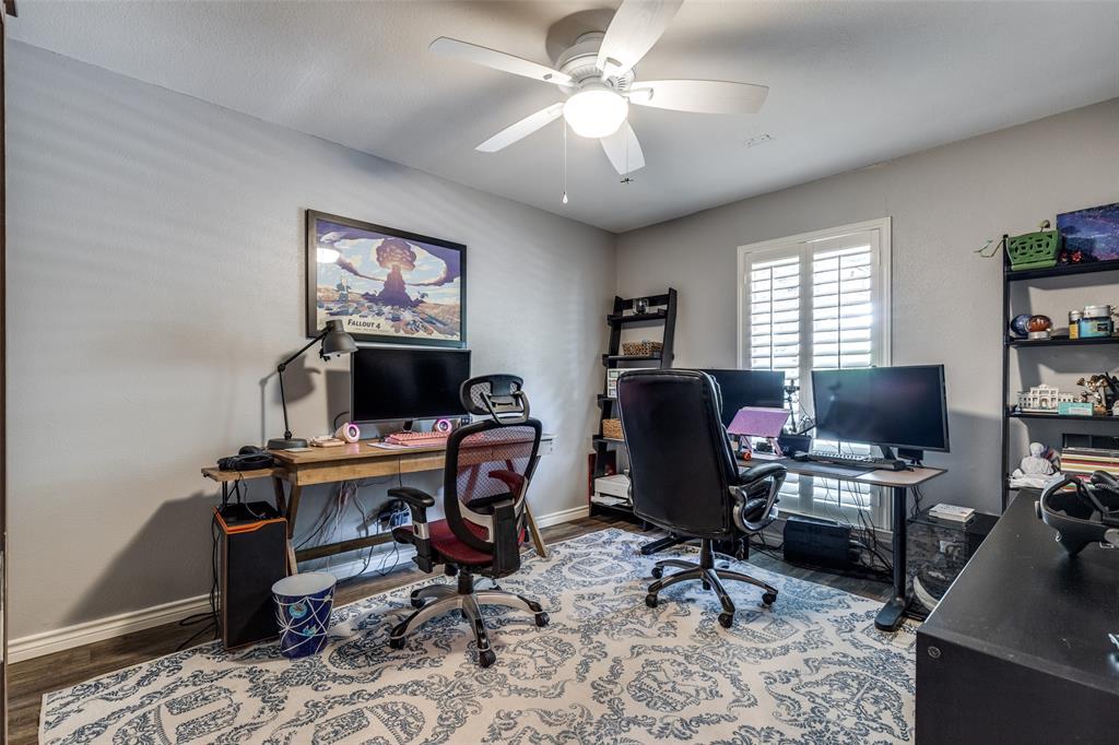 15881 Nedra Way Property Photo 21