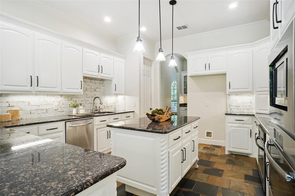 7200 Oak Creeks Court Property Photo 14