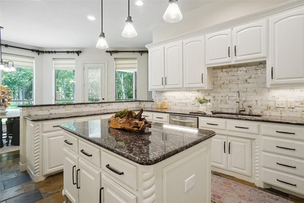 7200 Oak Creeks Court Property Photo 15
