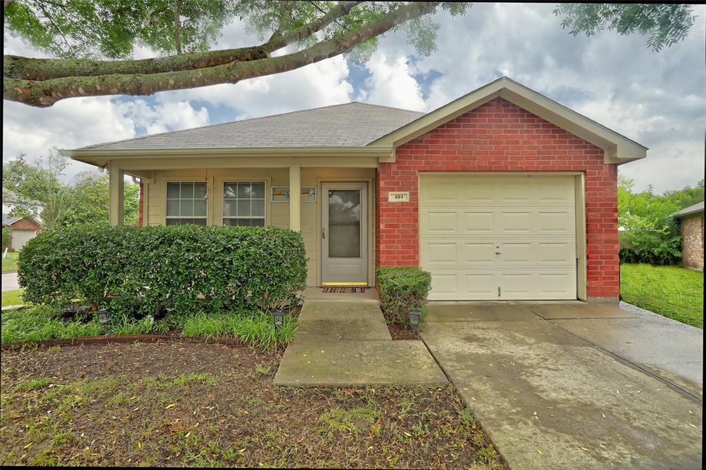 404 Tenison Lane Property Photo 1