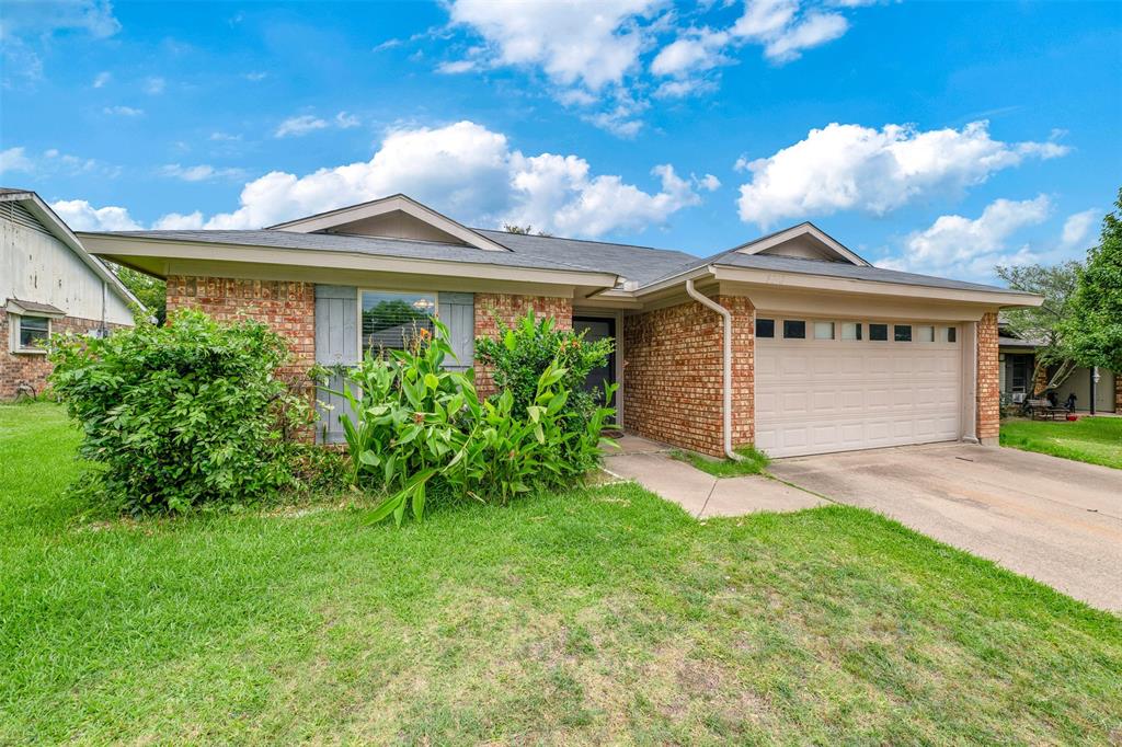 8212 April Lane Property Photo 1