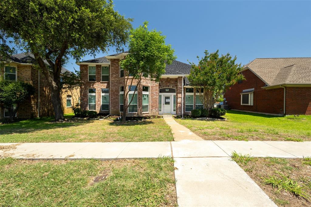 1521 Palisades Drive Property Photo 1