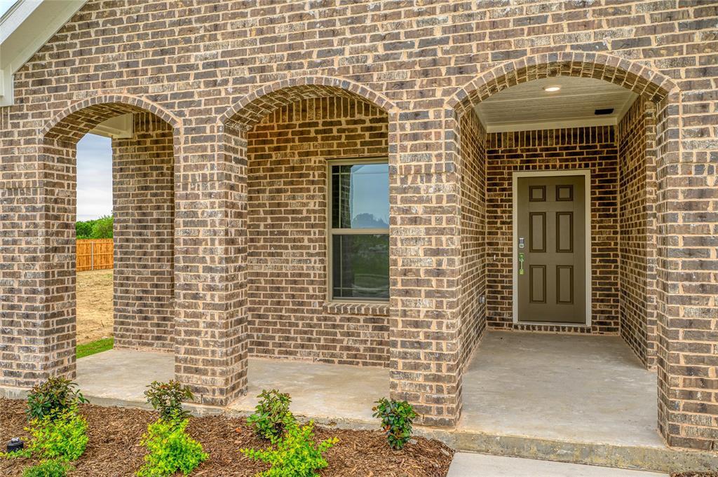 412 Heritage Grove Road Property Photo 1