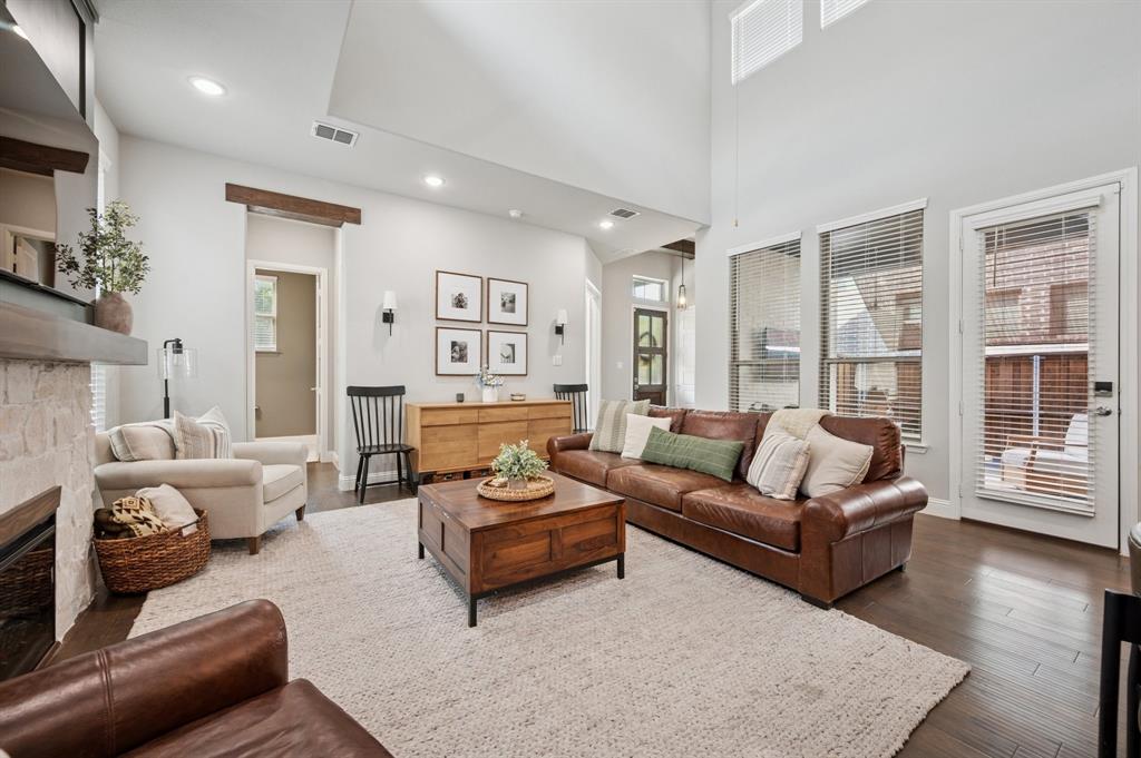 4837 Miles Way Property Photo 9