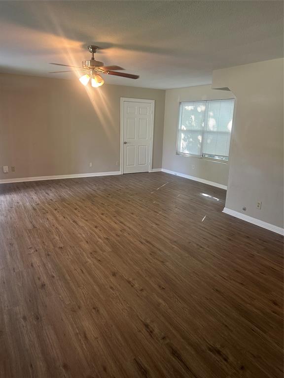 701 Hulme Street Property Photo 2