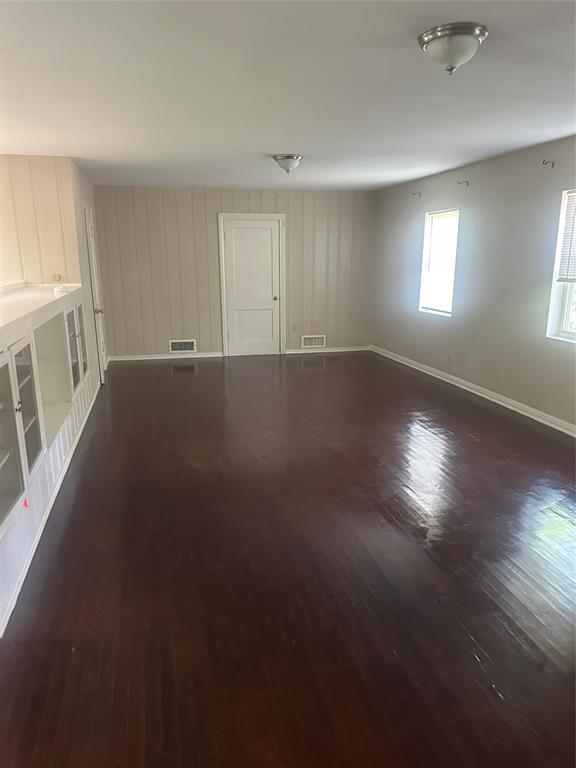 701 Hulme Street Property Photo 20