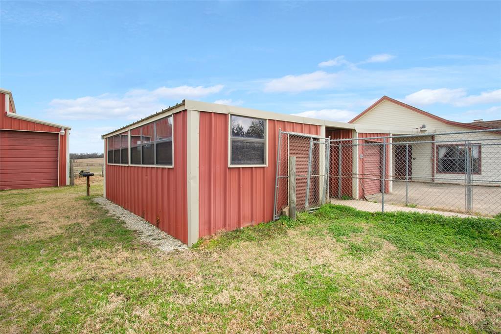 649 E Us Highway 84 Property Photo 28