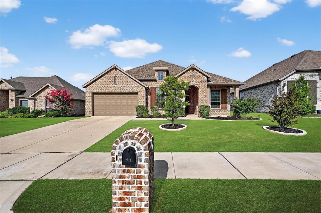 3717 Fawn Meadow Trail Property Photo 1