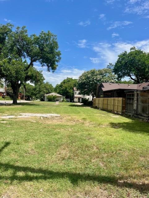 3829 W 5th Street Property Photo 4