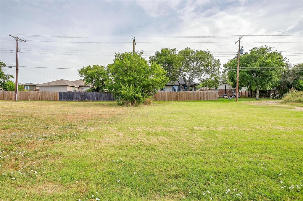 5816, 5820, 5824 Helmick Avenue Property Photo 8