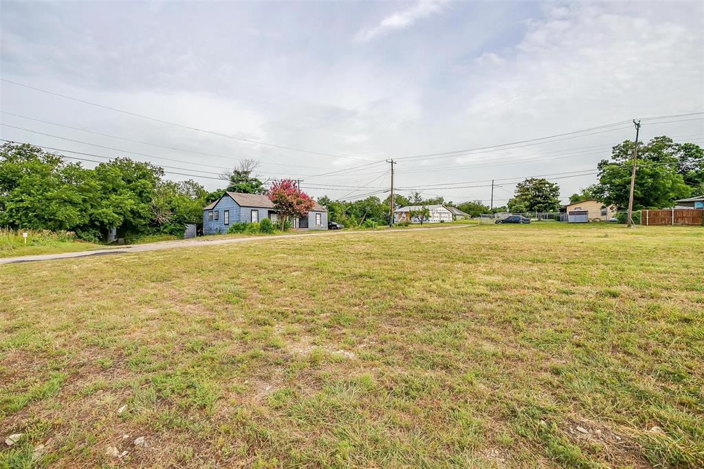 5816, 5820, 5824 Helmick Avenue Property Photo 31