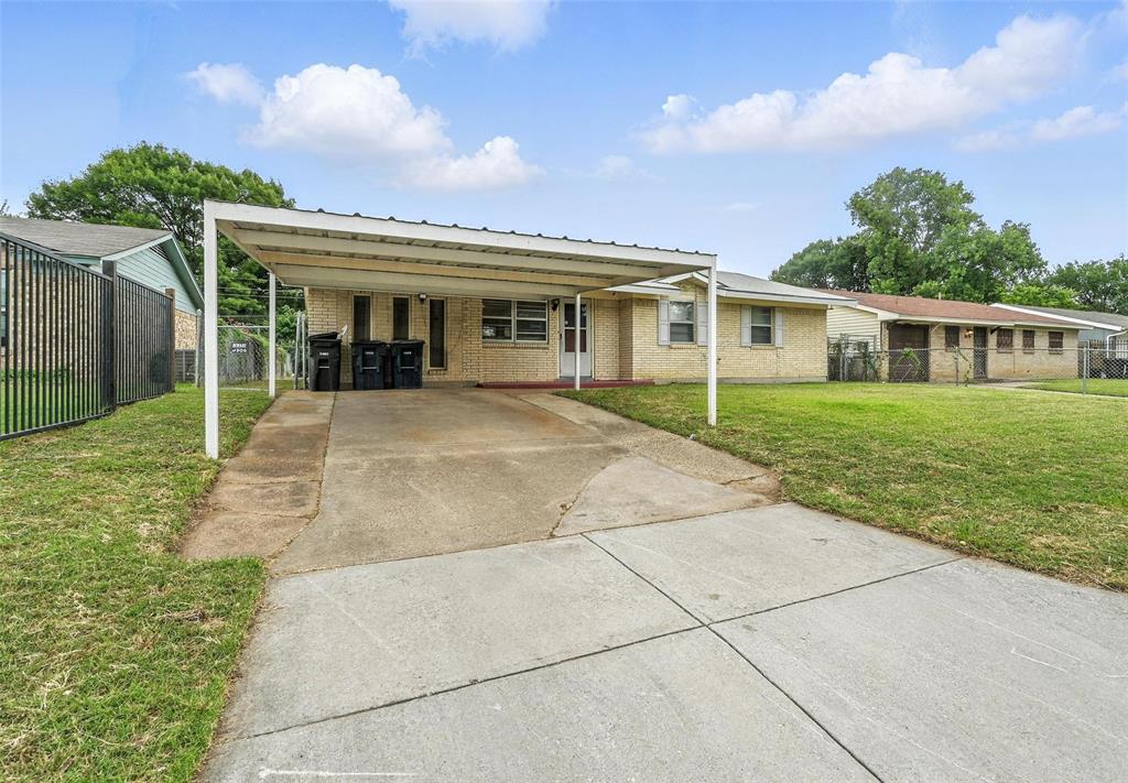 3825 Carey Street Property Photo 1