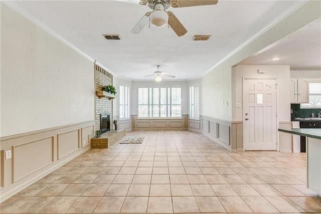 4696-b N Highway 377 Property Photo 9