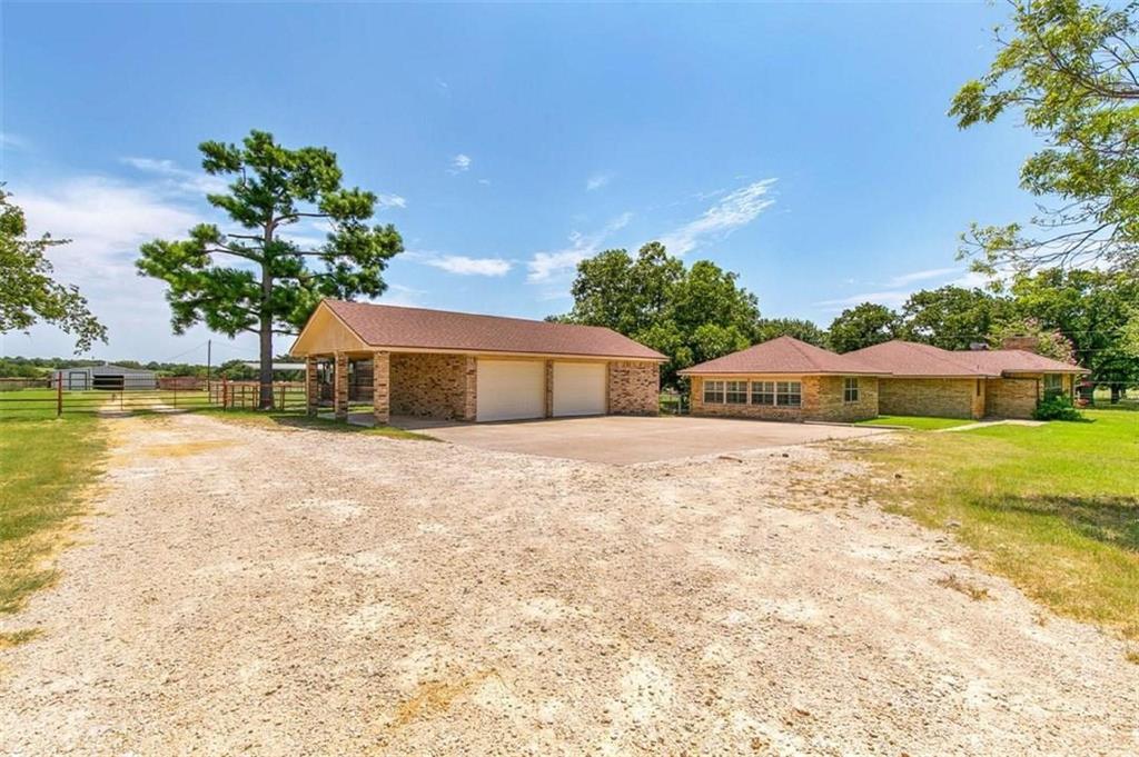 4696-b N Highway 377 Property Photo 30