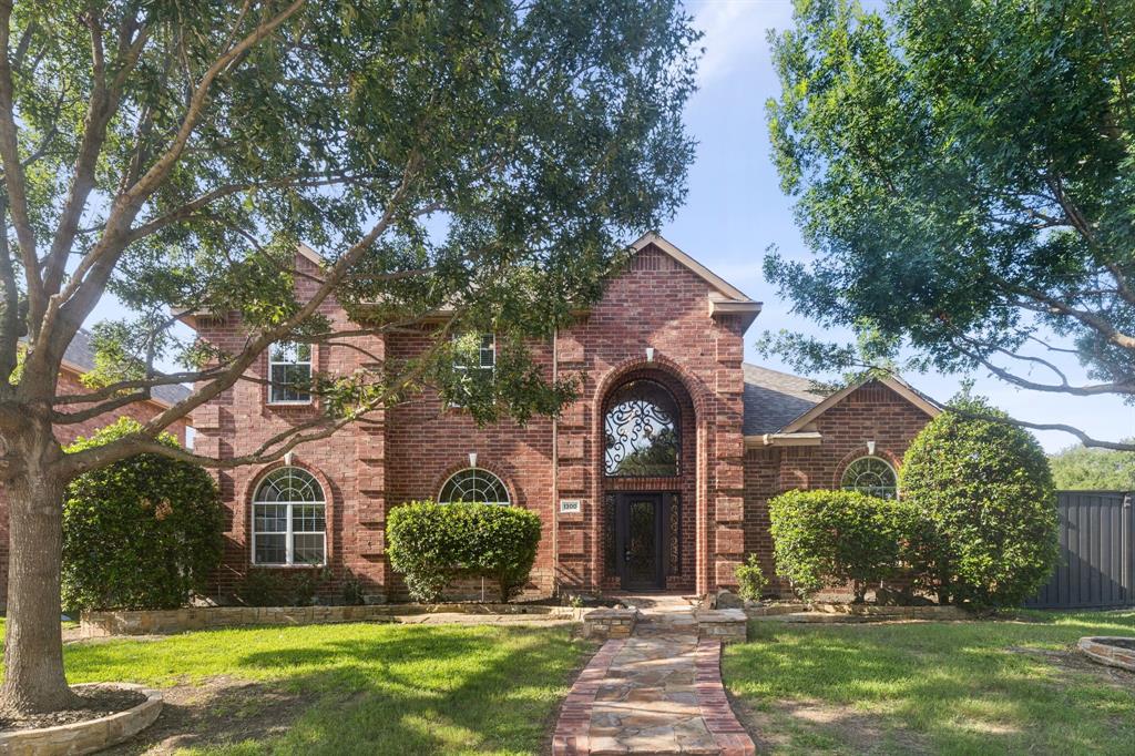 1300 Charleston Drive Property Photo 1