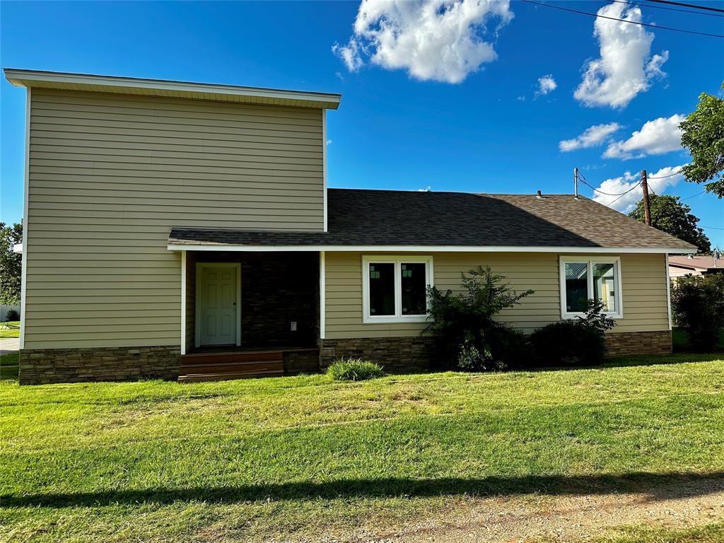 106 N Donald Street Property Photo 1