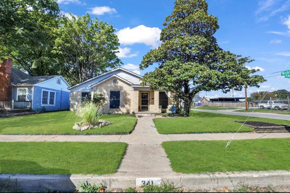 341 Emma Street Property Photo 1
