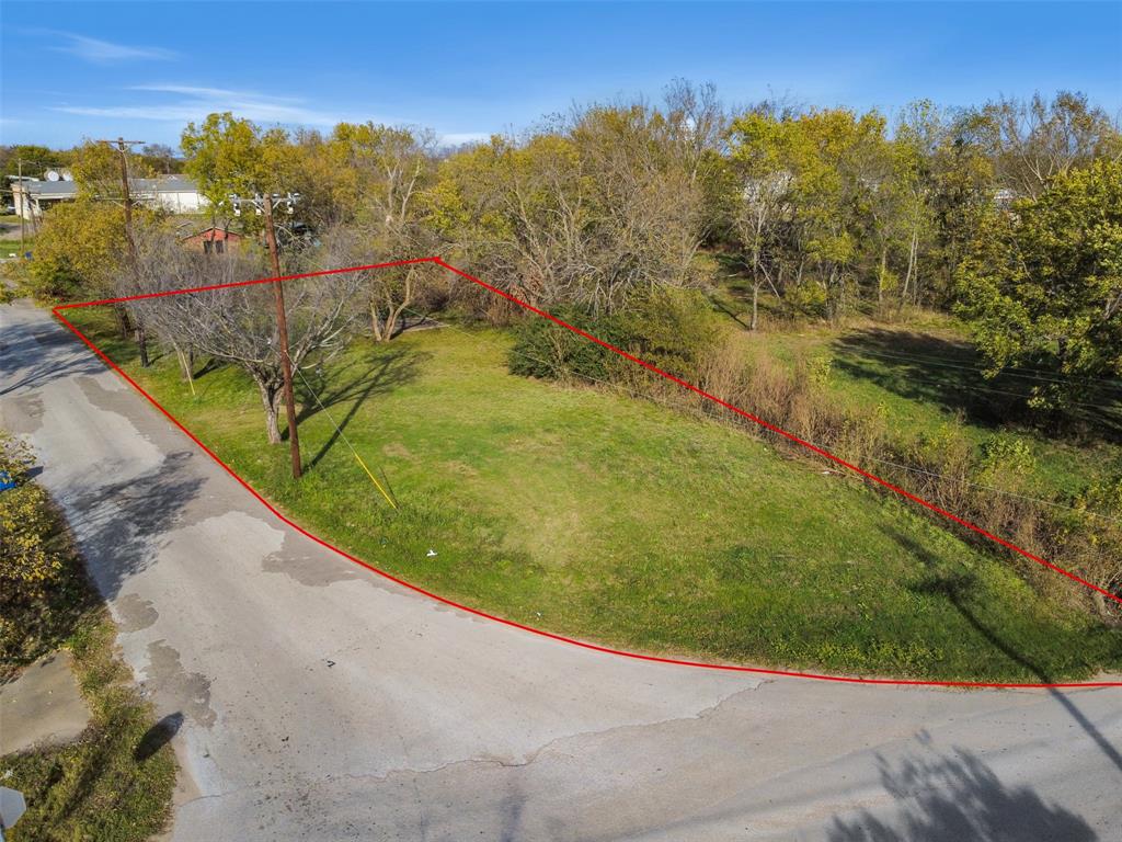 401 S Nash Street Property Photo 2