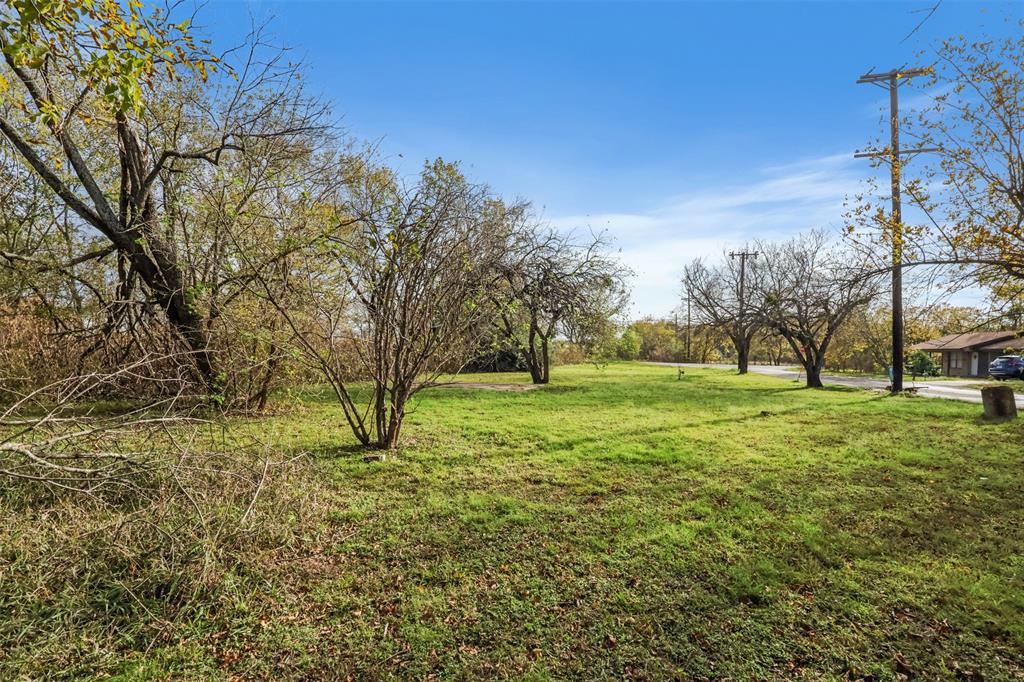 401 S Nash Street Property Photo 6