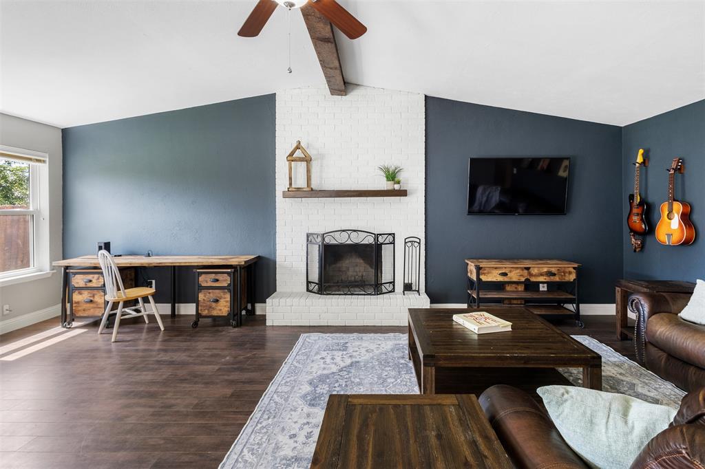 7504 Oak Ridge Drive Property Photo 1