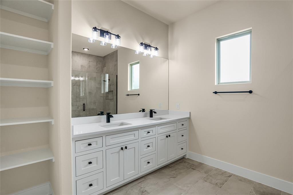 7637 County Road 1052 Property Photo 32