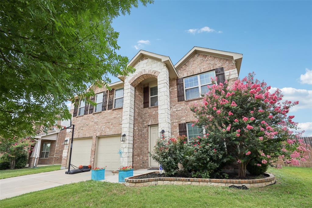 4325 Leeds Drive Property Photo 1