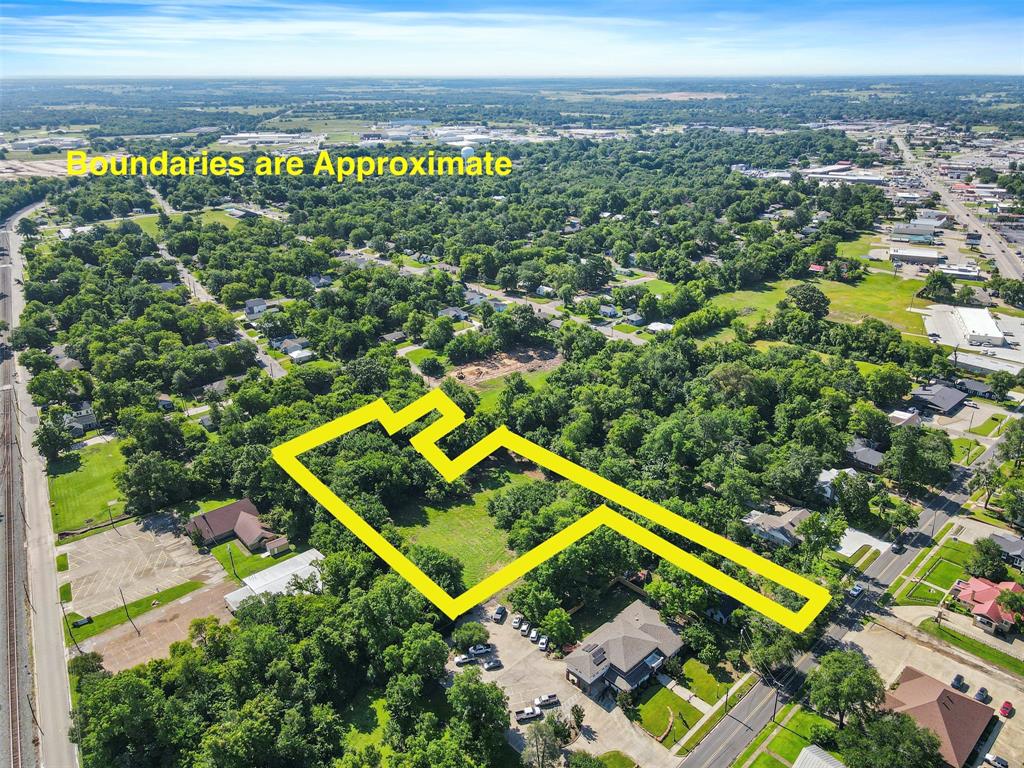 442 Oak Avenue Property Photo 1