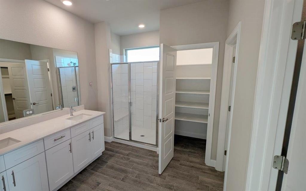 1225 Beltway Lane Property Photo 6