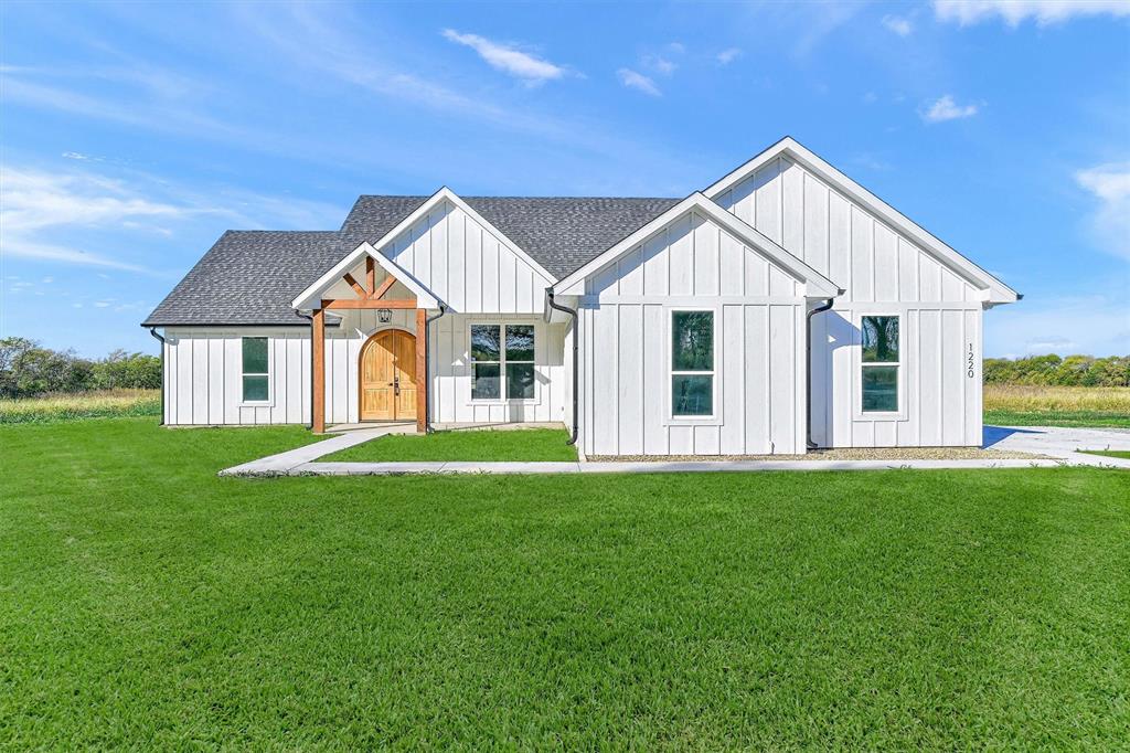 1220 County Road 4045