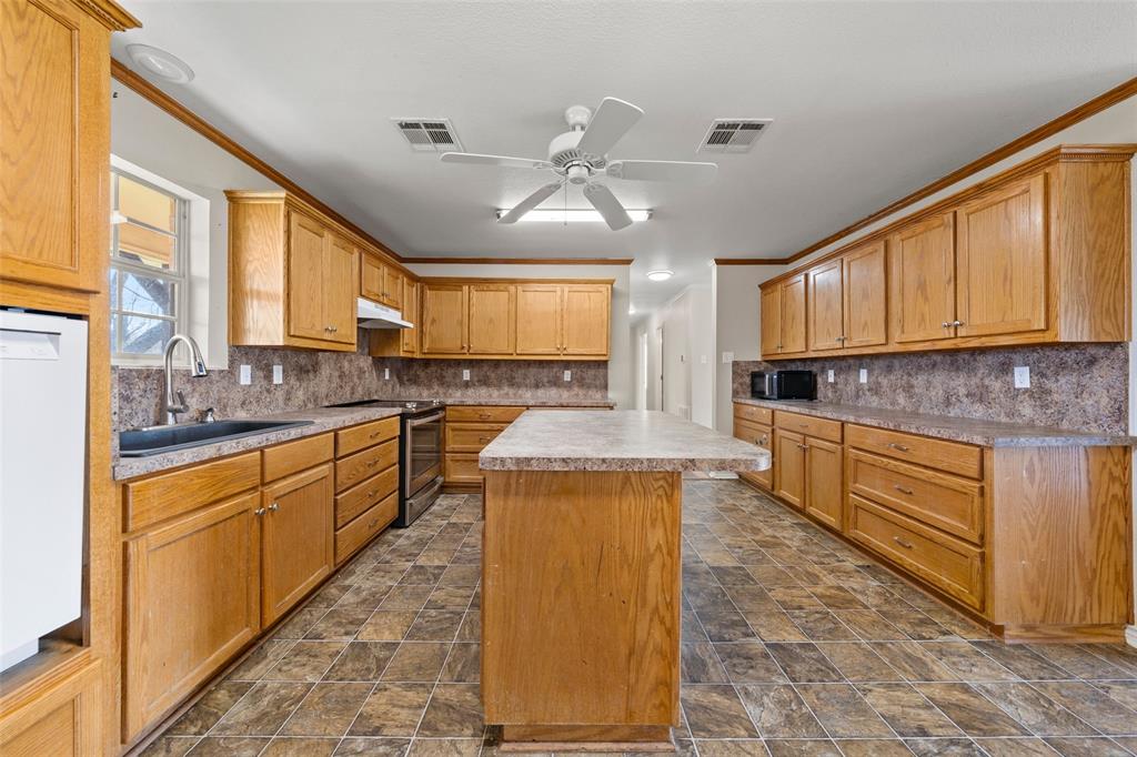 771 Hcr 2233 Property Photo 6