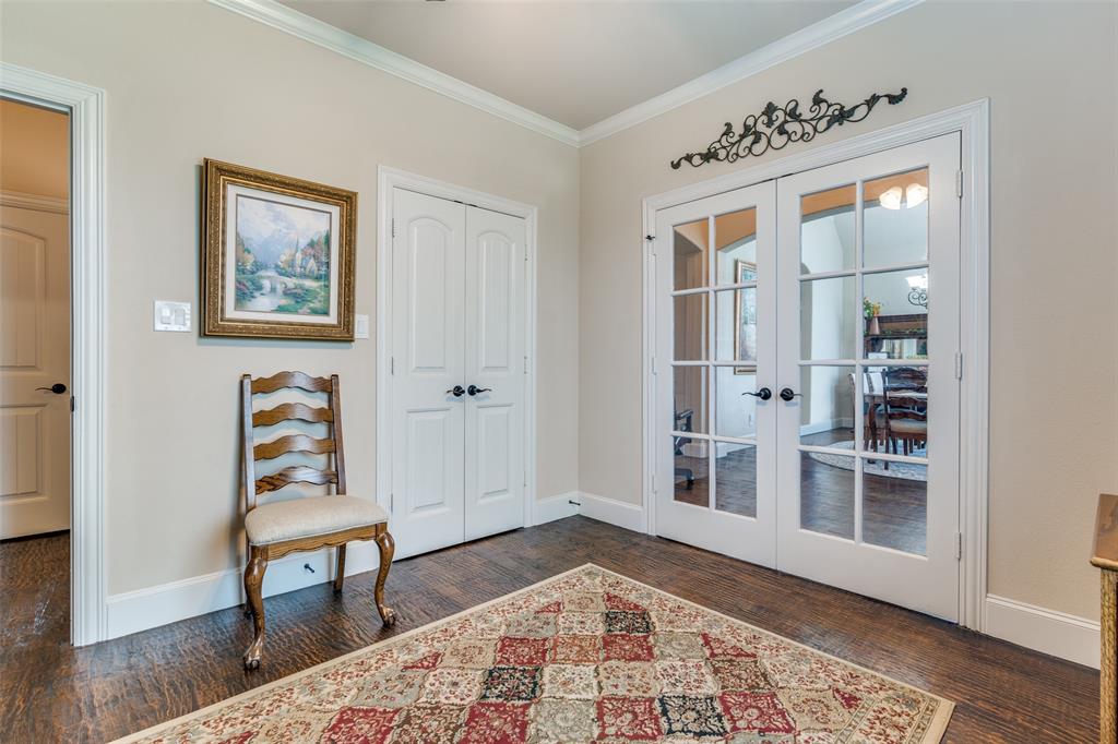 5029 White Pine Drive Property Photo 6