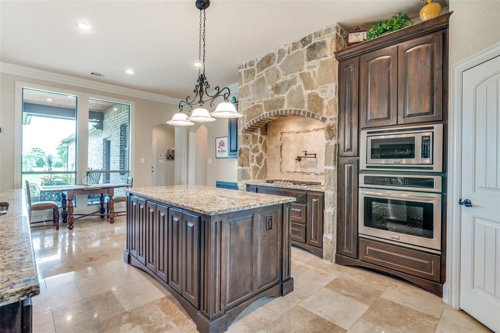 5029 White Pine Drive Property Photo 11