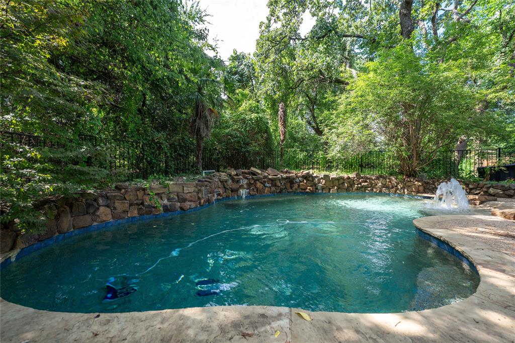 1409 Jackson Road