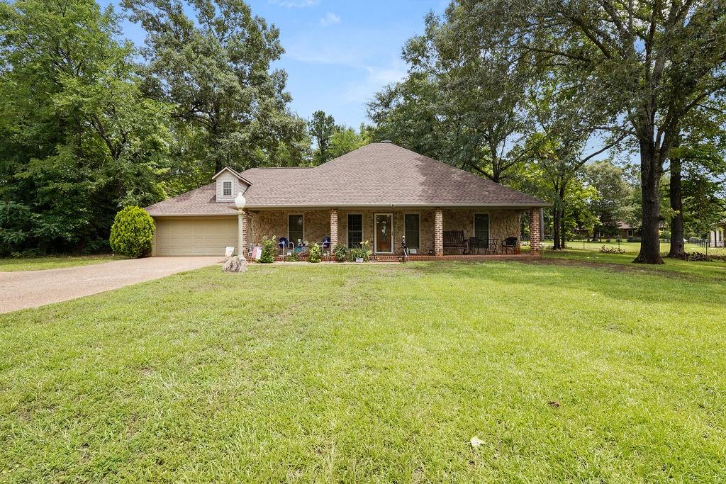 630 County Road 3608 Property Photo 1