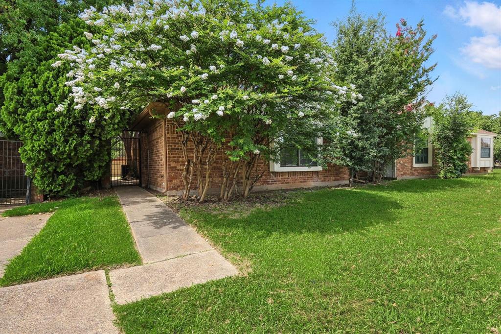 2567 Summit Lane Property Photo 1