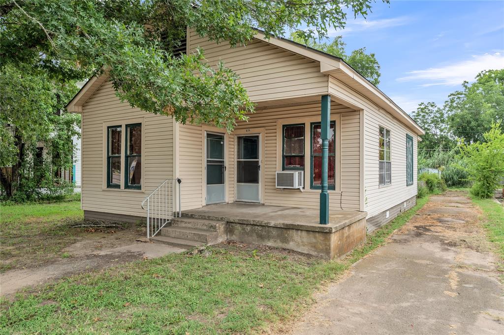 614 Main Street Property Photo 1