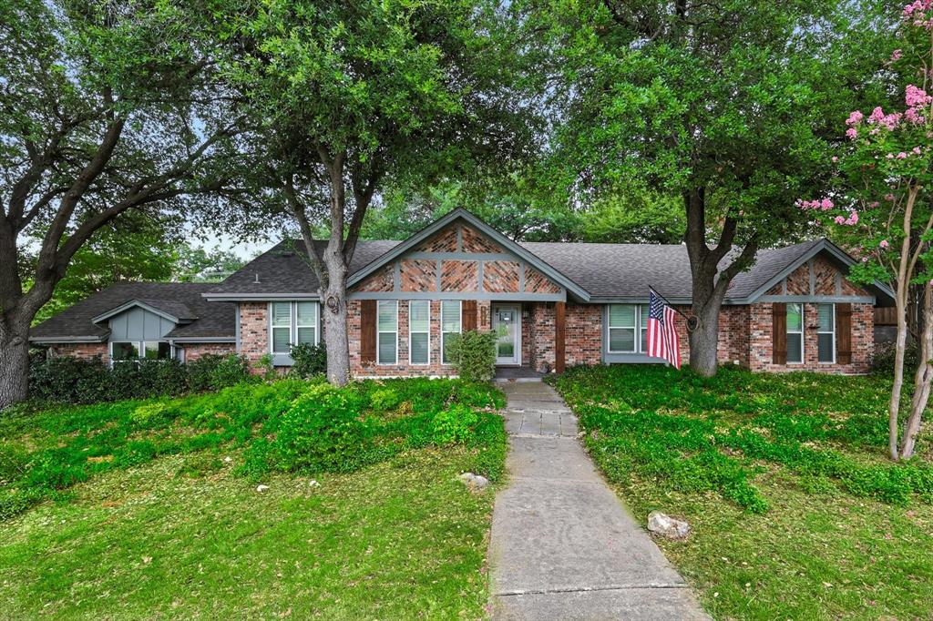 4801 Willow Run Court Property Photo 1