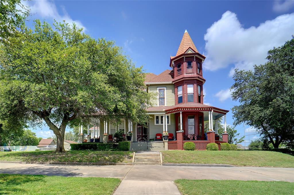 1105 Palo Pinto Street Property Photo 1