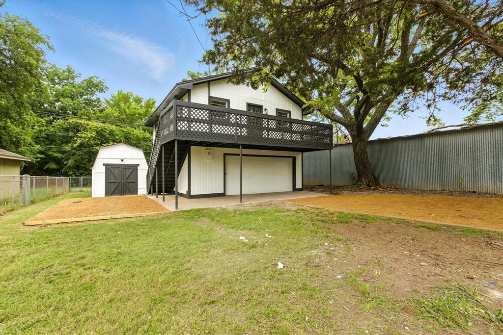 6 Paris Drive Property Photo 1