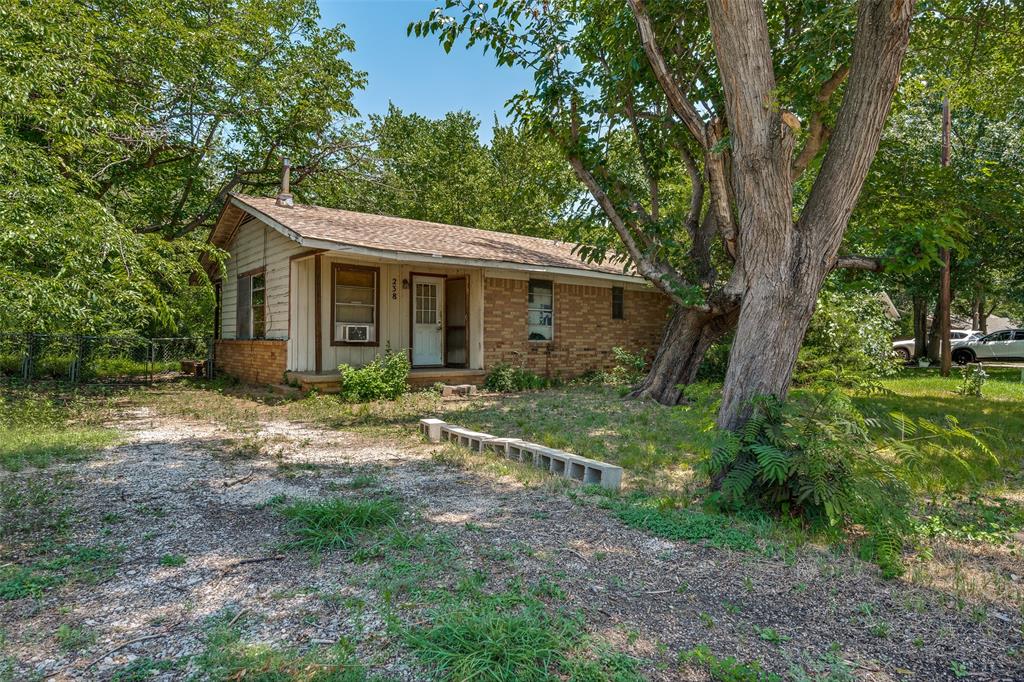 238 Oakwood Circle Property Photo 1