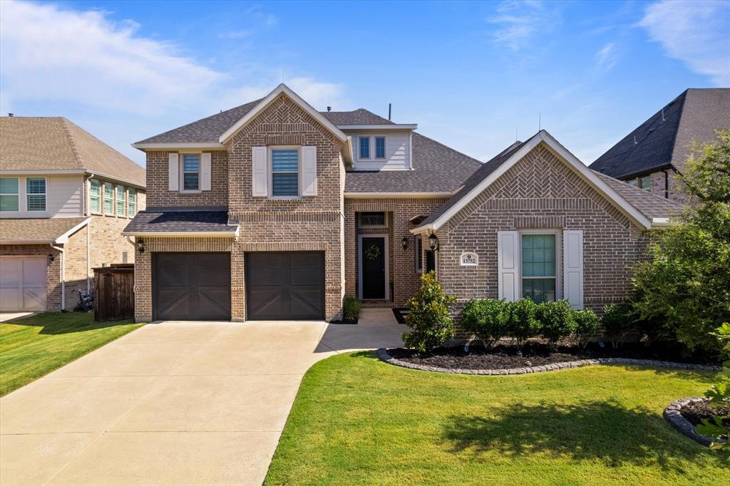 13752 Woodford Lane Property Photo 3