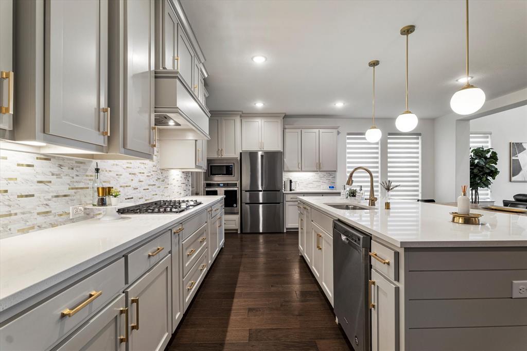 13752 Woodford Lane Property Photo 14