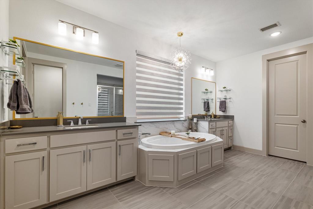 13752 Woodford Lane Property Photo 20