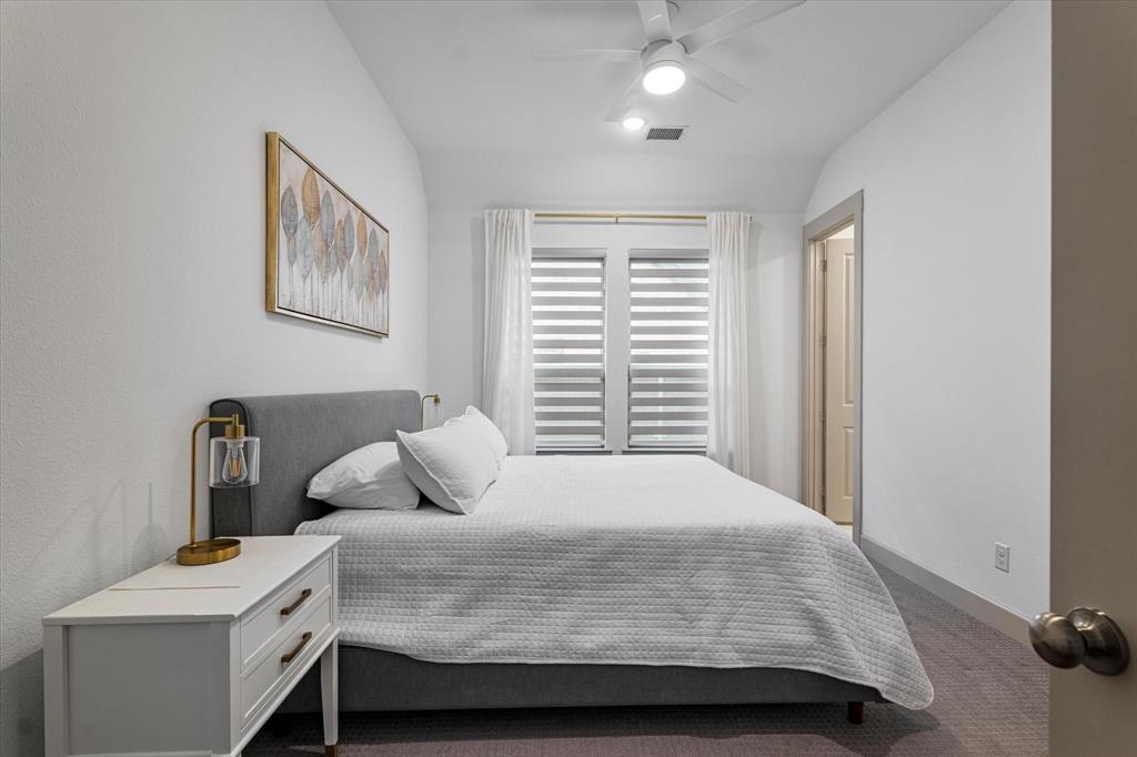 13752 Woodford Lane Property Photo 24