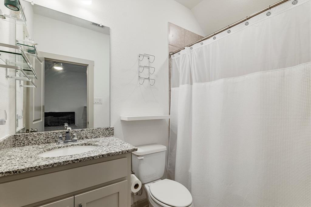 13752 Woodford Lane Property Photo 36