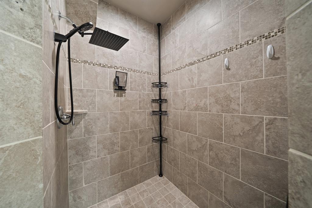 7813 Fossil Creek Trail Property Photo 30