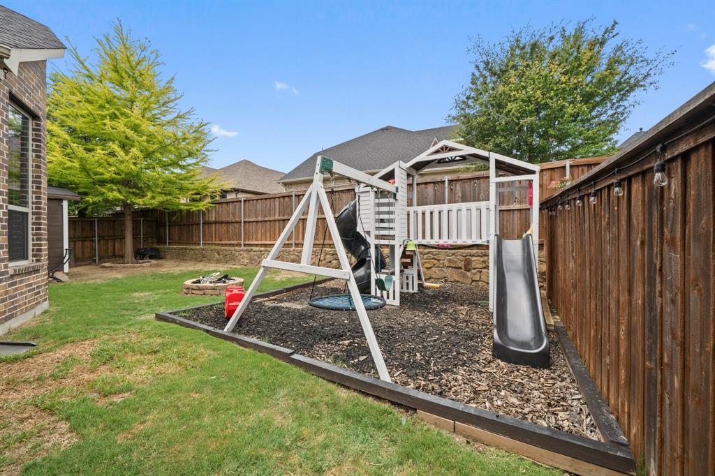 7813 Fossil Creek Trail Property Photo 32