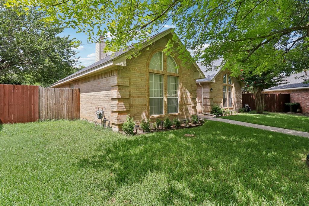 409 Meadow Lane Property Photo 3